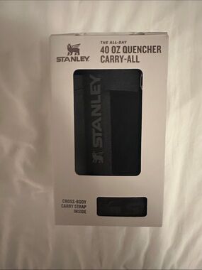 Stanley Black 40 oz Quencher Carry-All